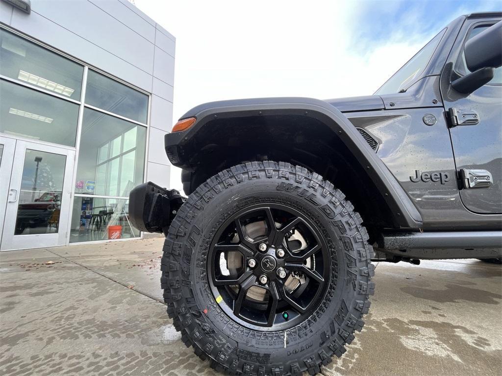 new 2025 Jeep Wrangler car, priced at $50,472