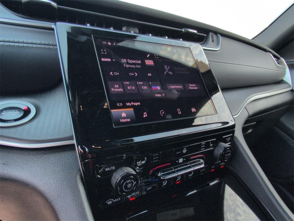 new 2025 Jeep Grand Cherokee car, priced at $42,158