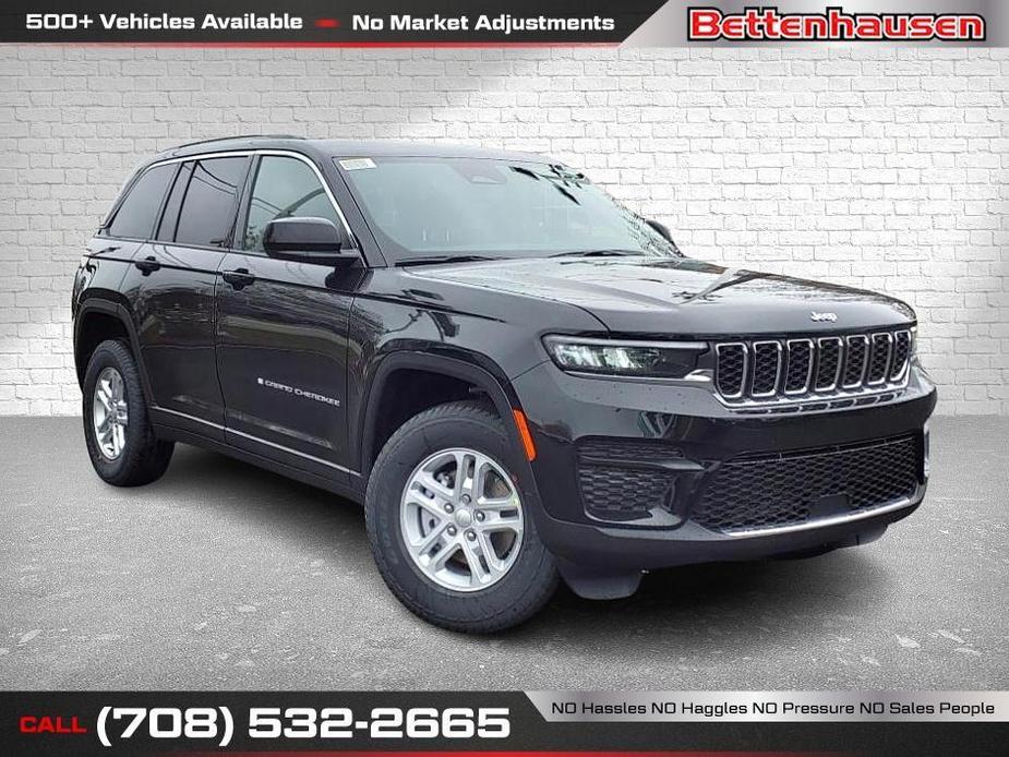 new 2024 Jeep Grand Cherokee car, priced at $38,999