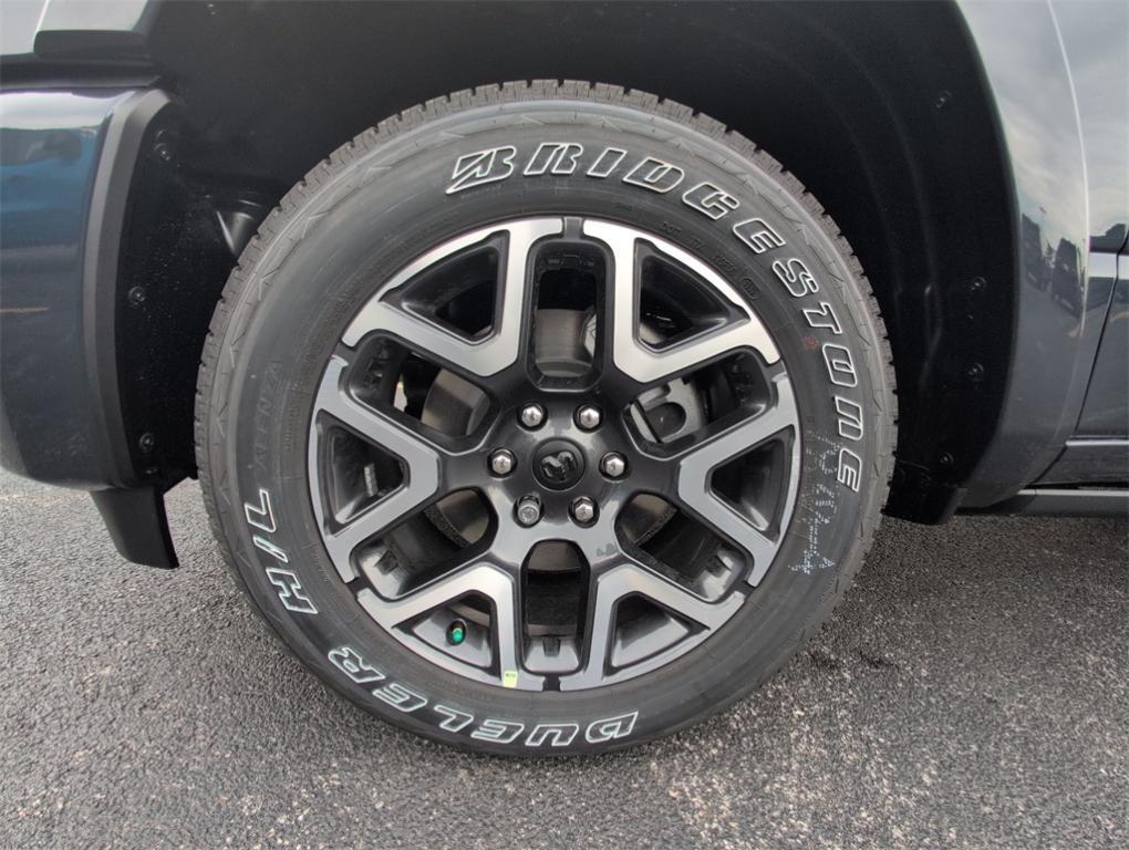 new 2025 Ram 1500 car, priced at $62,641