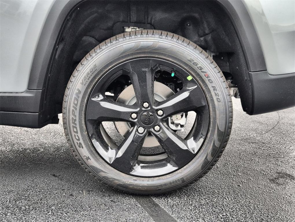 new 2025 Jeep Grand Cherokee car, priced at $50,224