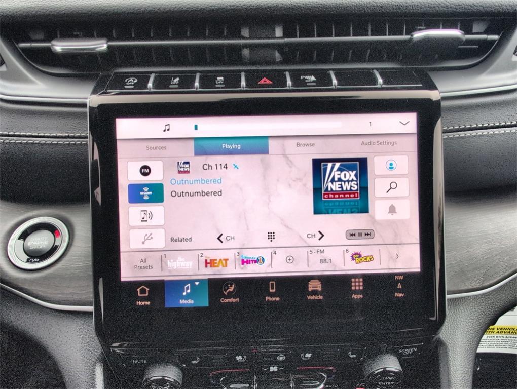 new 2025 Jeep Grand Cherokee car, priced at $50,224