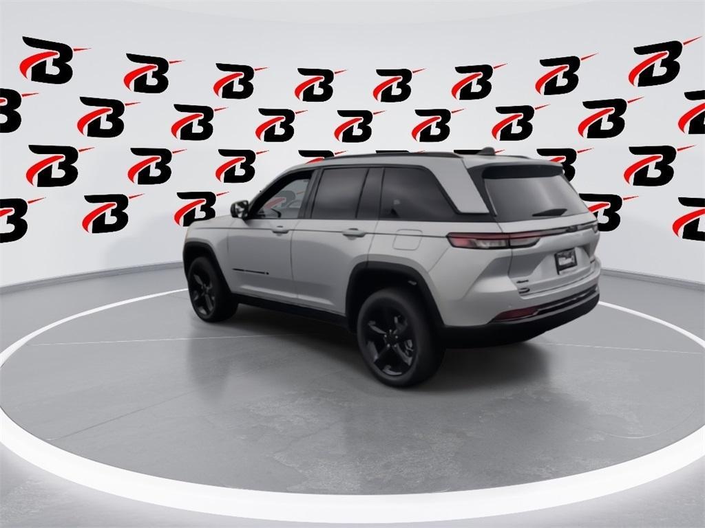 new 2025 Jeep Grand Cherokee car, priced at $50,224