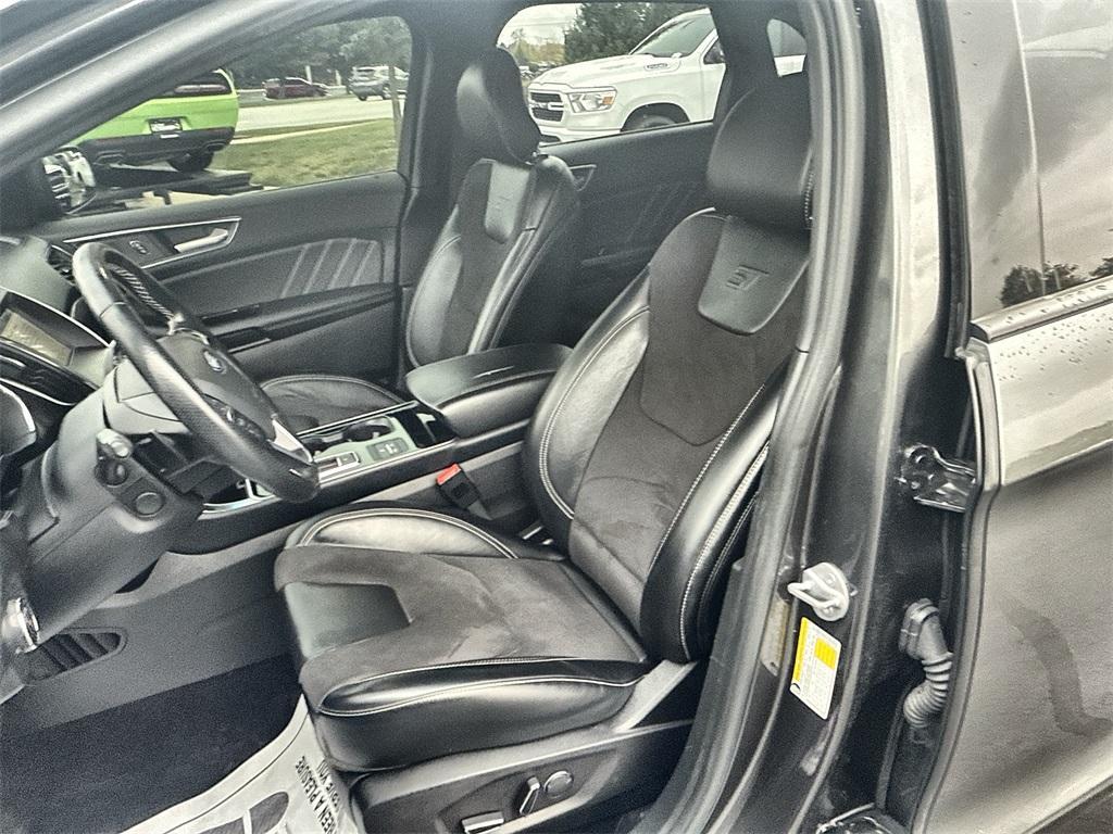 used 2019 Ford Edge car, priced at $21,500