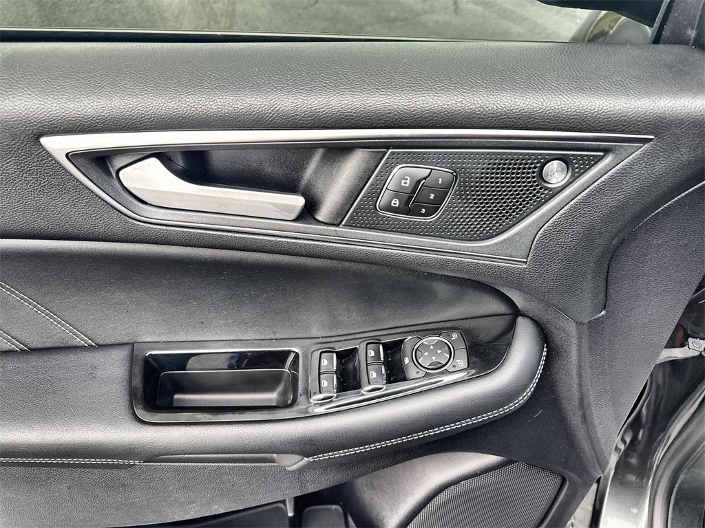 used 2019 Ford Edge car, priced at $21,500