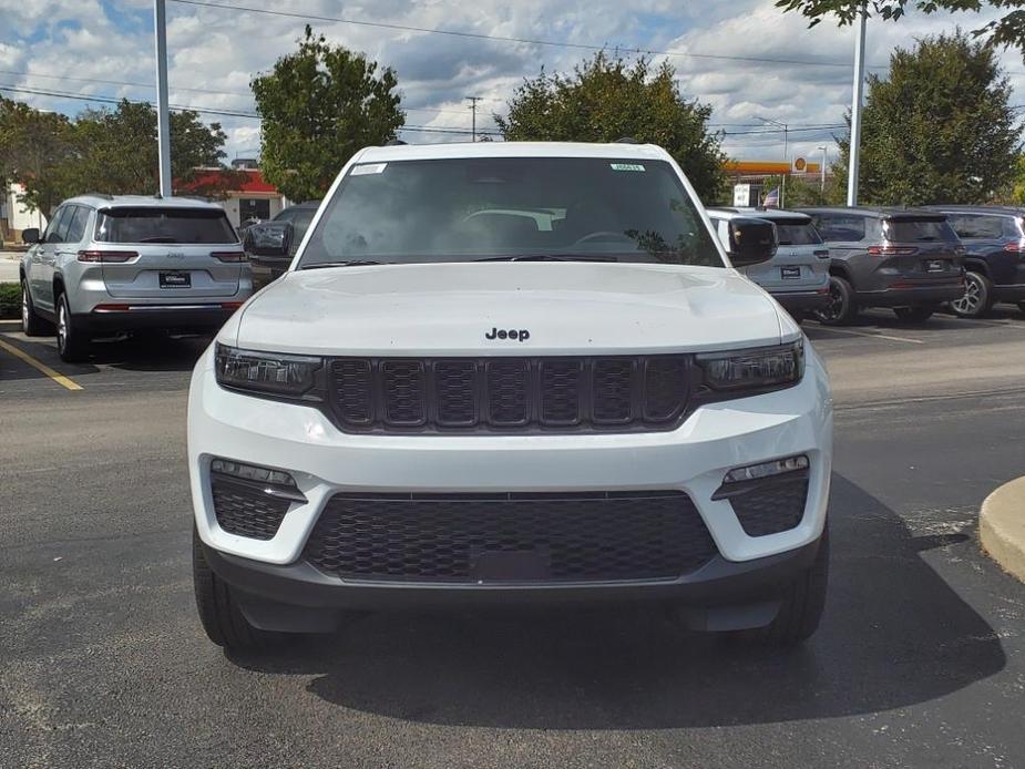 new 2024 Jeep Grand Cherokee car, priced at $46,171