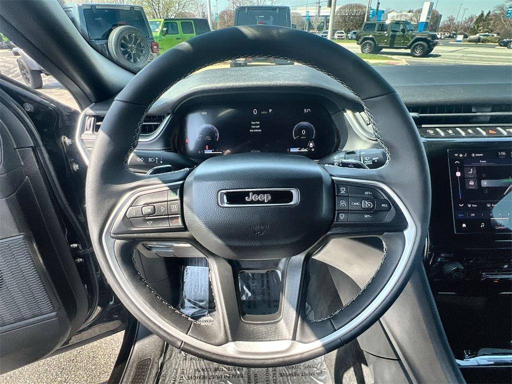 new 2025 Jeep Grand Cherokee L car, priced at $42,409