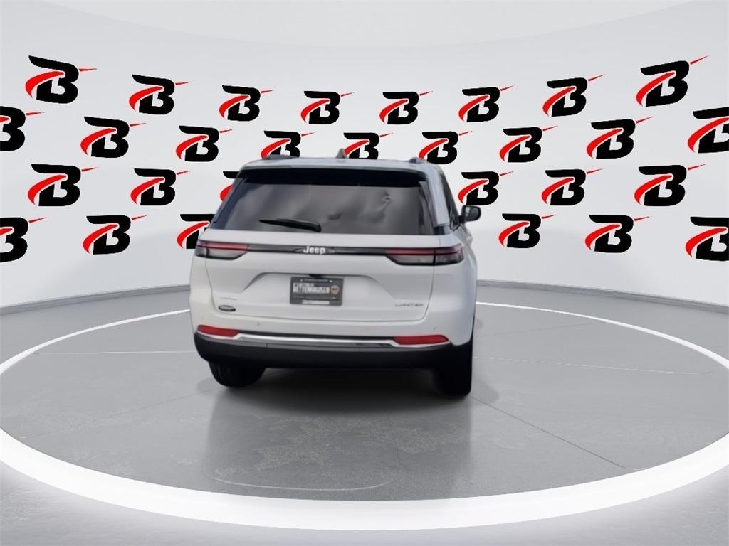 new 2025 Jeep Grand Cherokee car, priced at $44,602