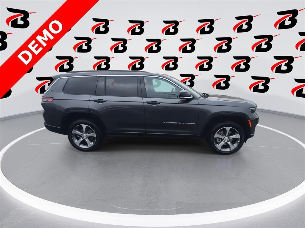 new 2025 Jeep Grand Cherokee L car, priced at $47,469