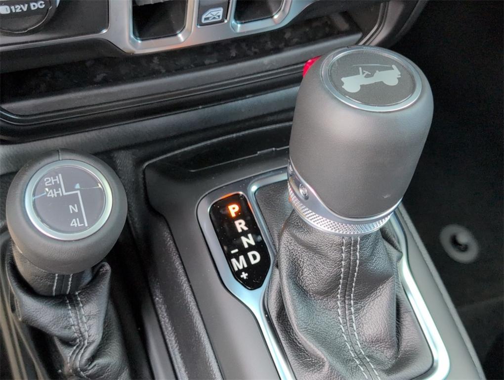 new 2025 Jeep Wrangler car, priced at $53,113