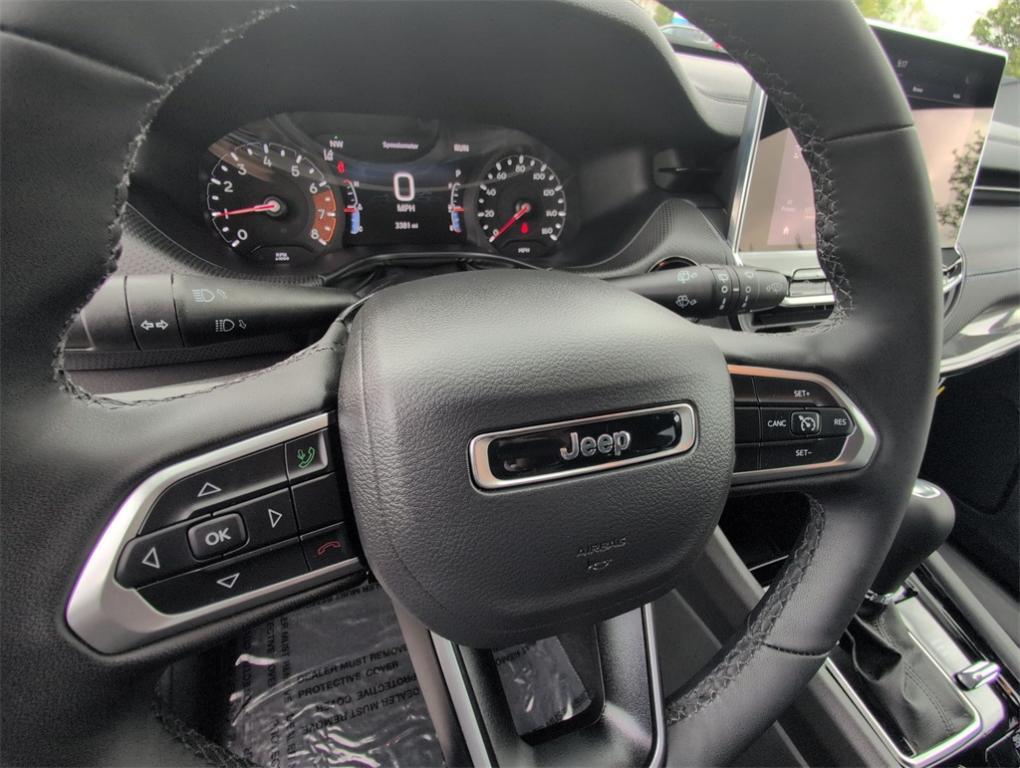 new 2025 Jeep Compass car, priced at $28,069