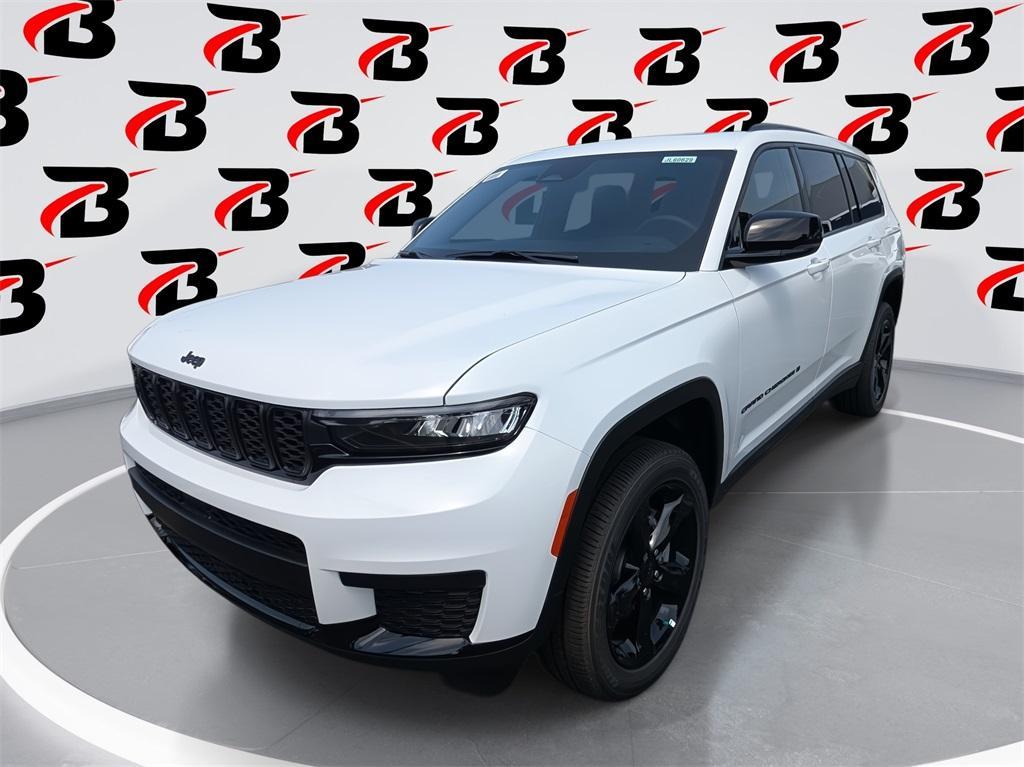 new 2025 Jeep Grand Cherokee L car, priced at $39,517