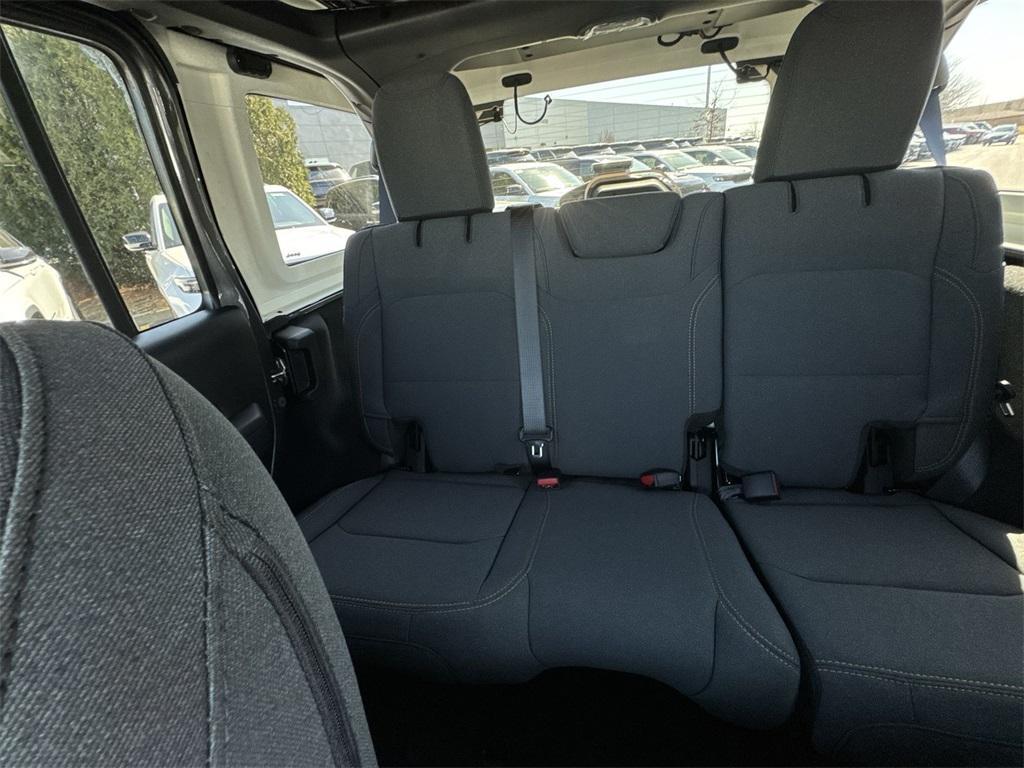 new 2025 Jeep Wrangler car, priced at $50,478