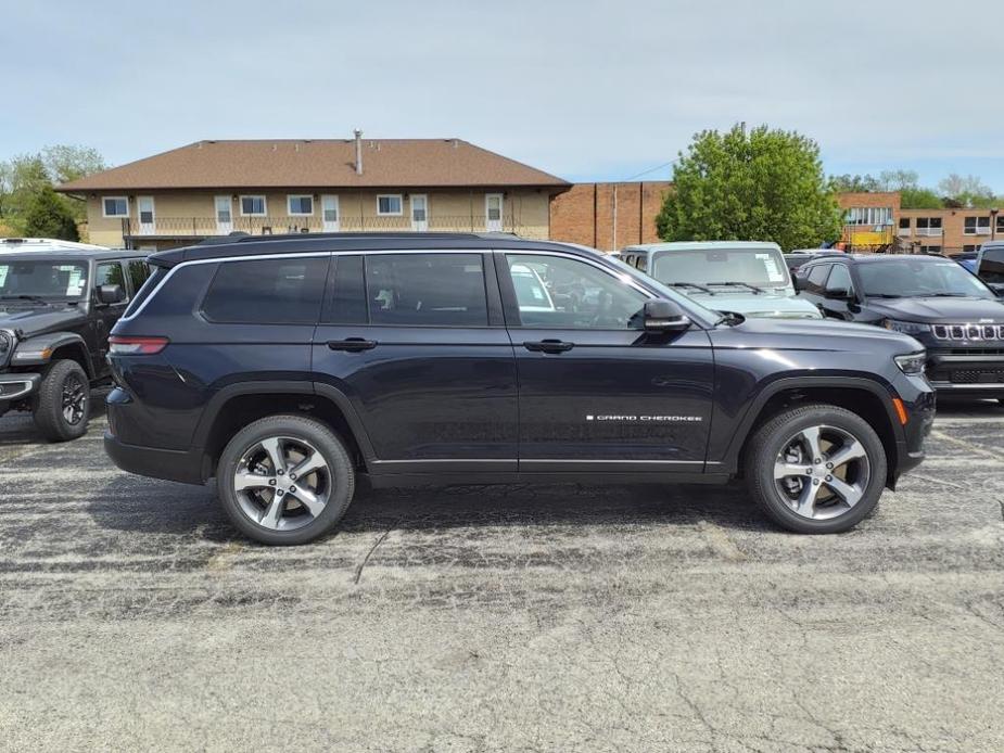 new 2024 Jeep Grand Cherokee L car, priced at $46,535