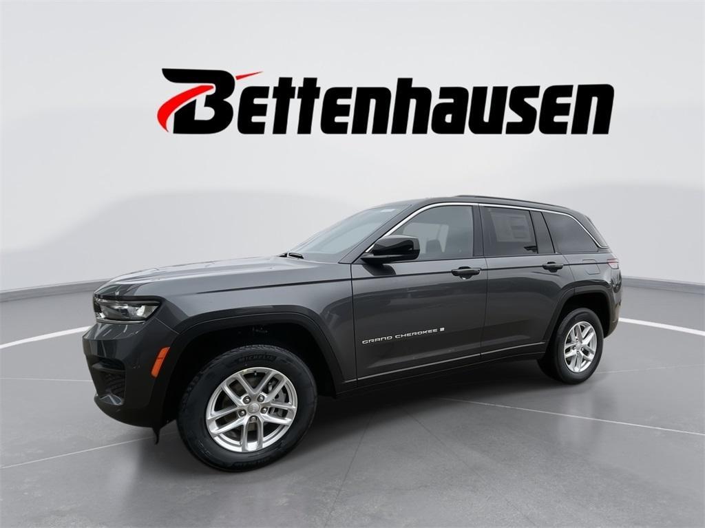 new 2025 Jeep Grand Cherokee car, priced at $40,590