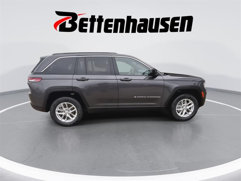 new 2025 Jeep Grand Cherokee car, priced at $43,090