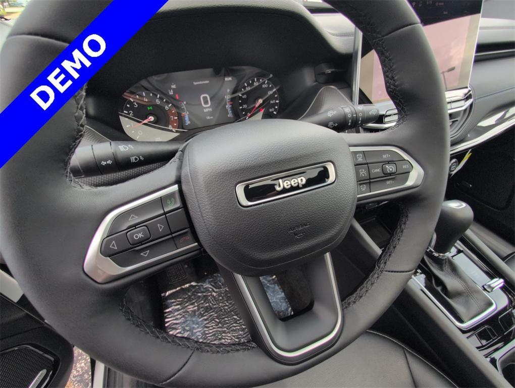 new 2025 Jeep Compass car, priced at $28,976