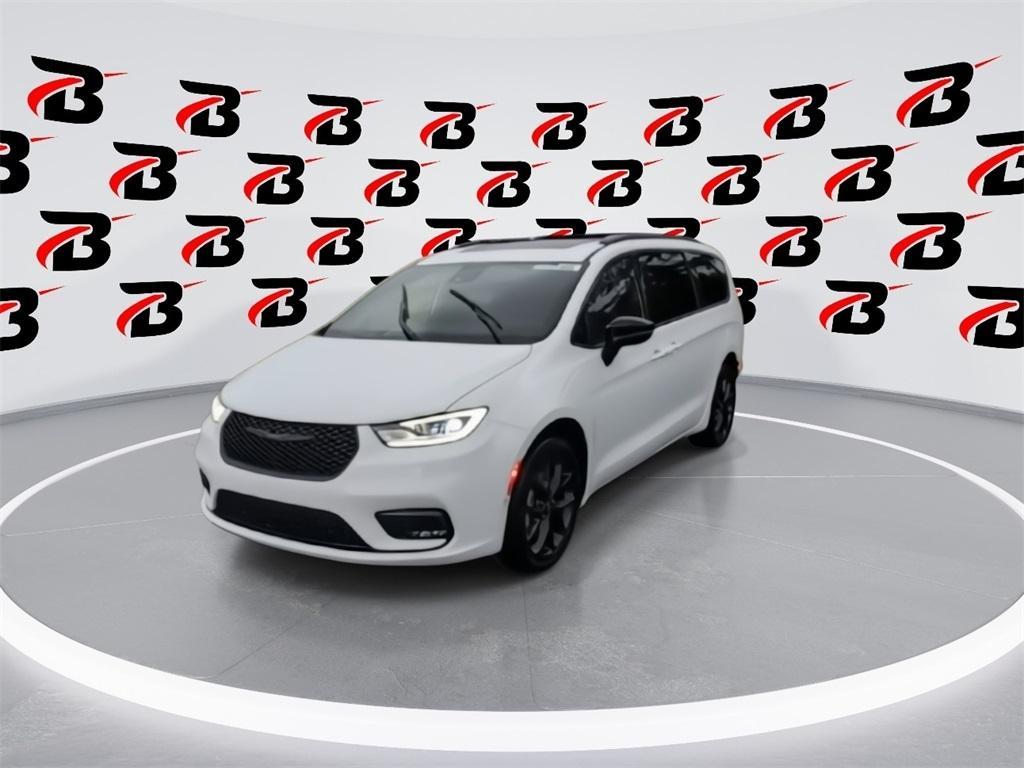 new 2026 Chrysler Pacifica car, priced at $54,154