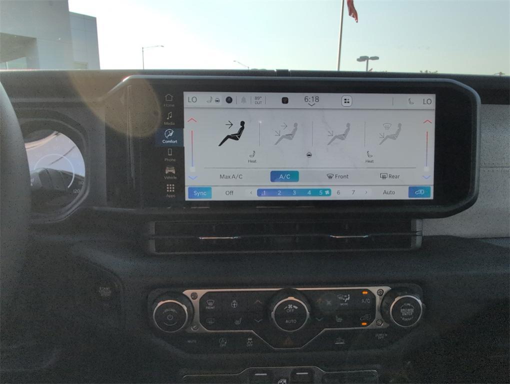 new 2025 Jeep Wrangler car, priced at $44,006