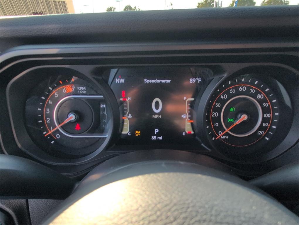 new 2025 Jeep Wrangler car, priced at $44,006