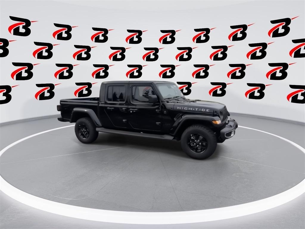 new 2025 Jeep Gladiator car, priced at $46,485