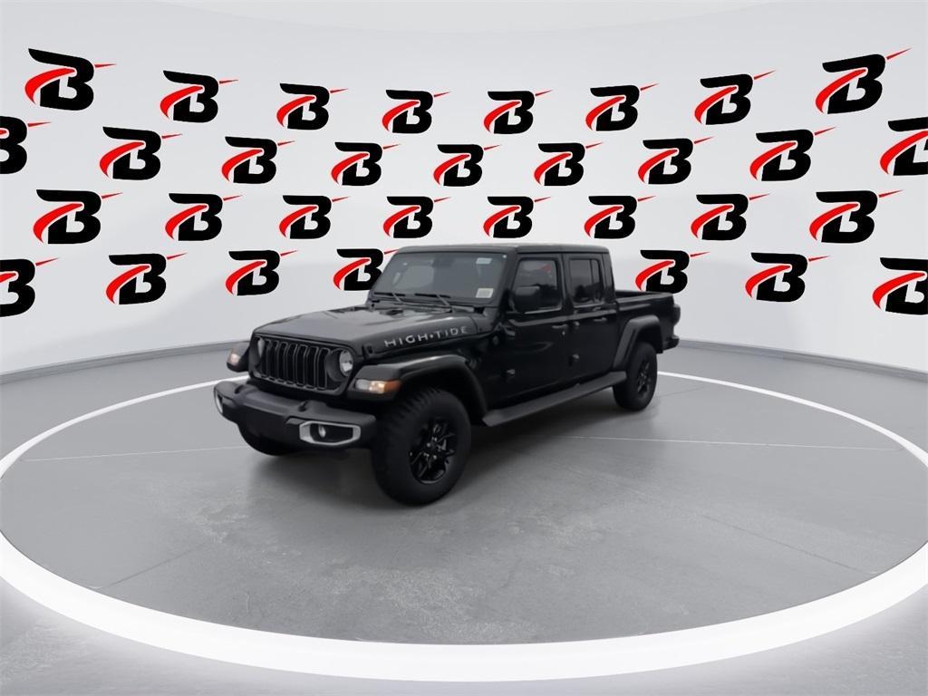 new 2025 Jeep Gladiator car, priced at $46,485