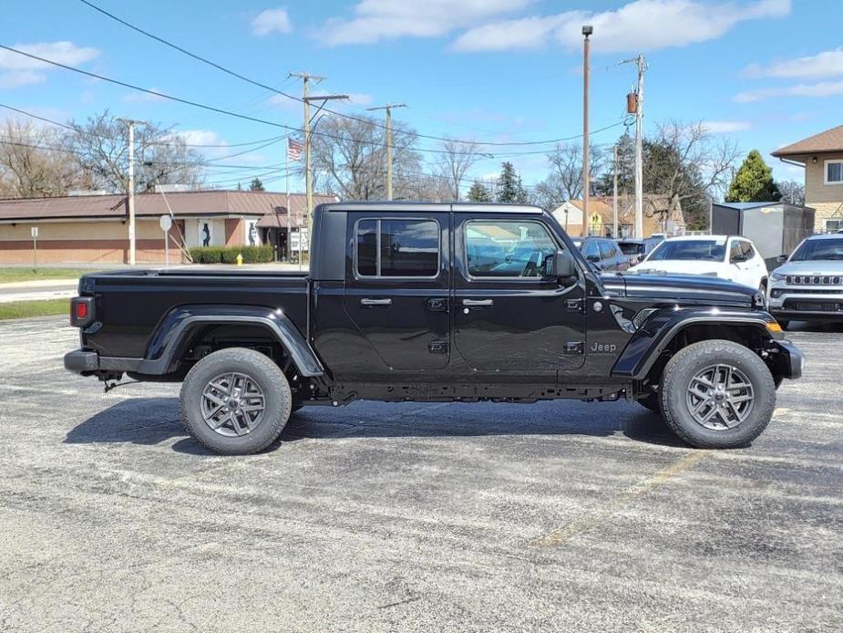 new 2024 Jeep Gladiator car, priced at $44,688