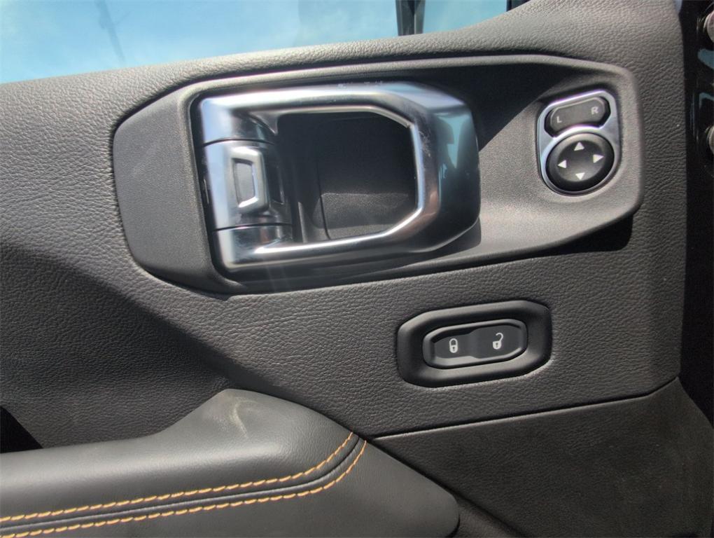 new 2025 Jeep Wrangler car, priced at $54,434