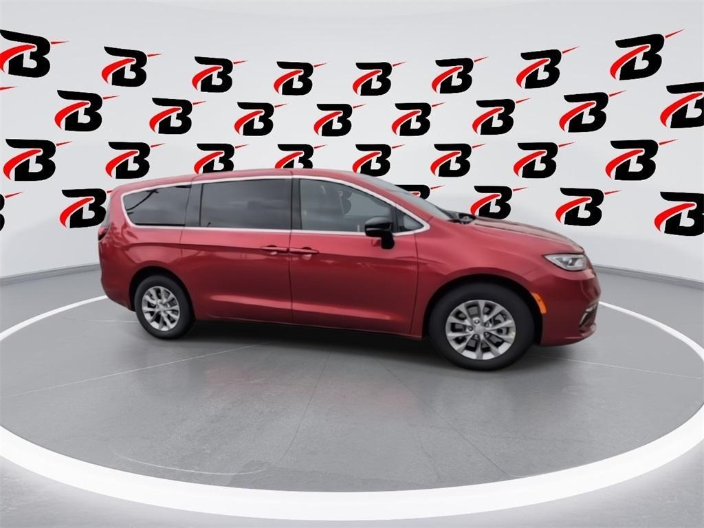 new 2025 Chrysler Pacifica car, priced at $44,299