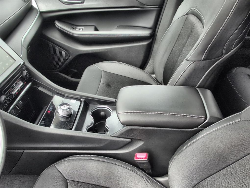 new 2025 Jeep Grand Cherokee car, priced at $39,548