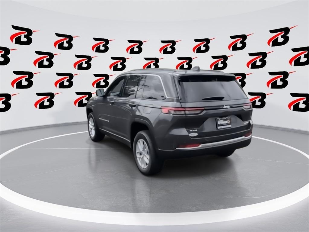 new 2025 Jeep Grand Cherokee car, priced at $39,548