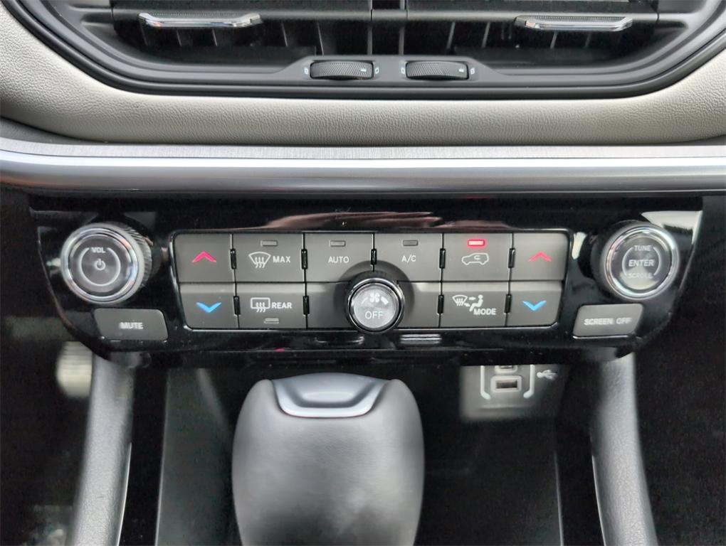 new 2026 Jeep Compass car, priced at $33,878