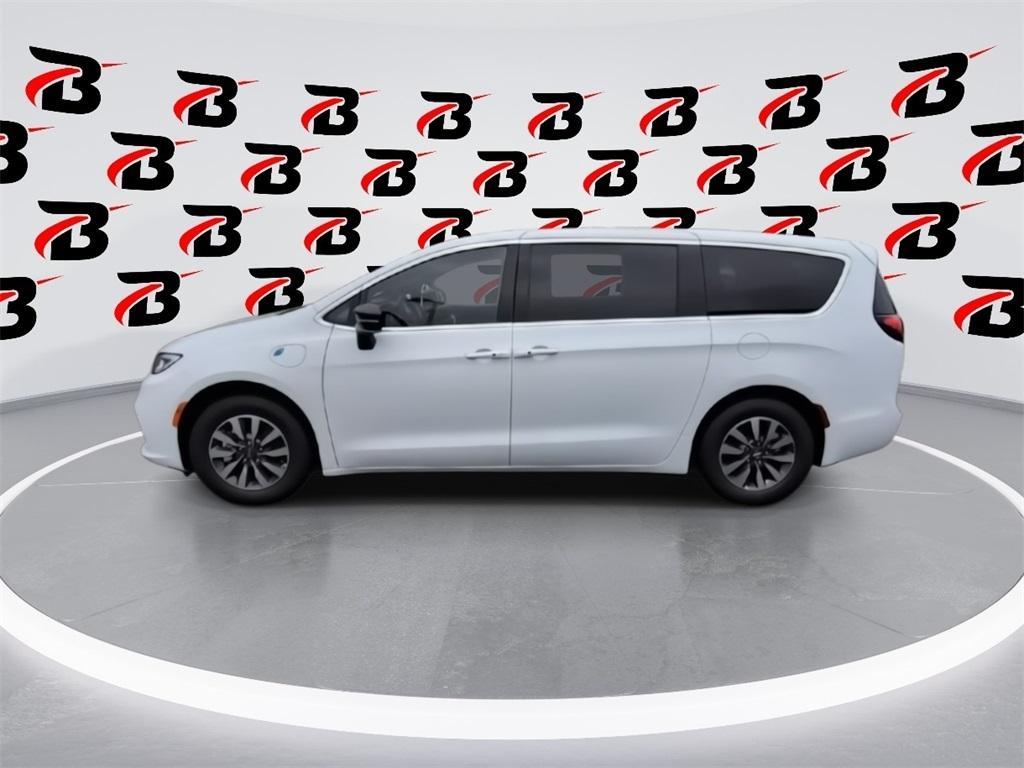 new 2025 Chrysler Pacifica Hybrid car, priced at $46,700