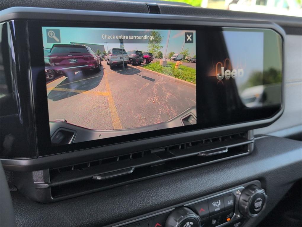 new 2025 Jeep Gladiator car, priced at $46,804