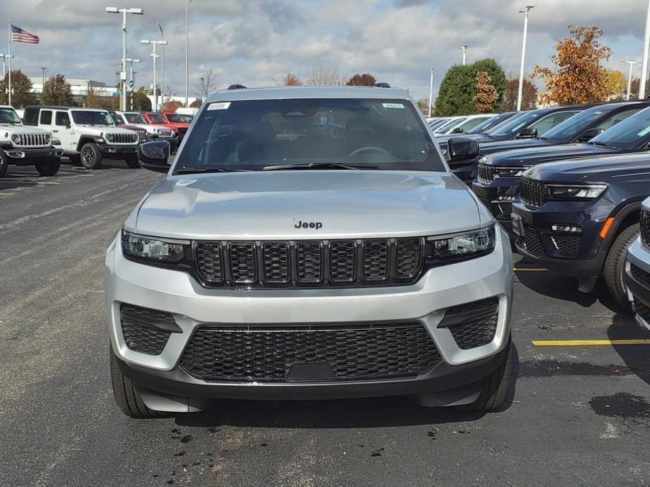 new 2024 Jeep Grand Cherokee car, priced at $40,852