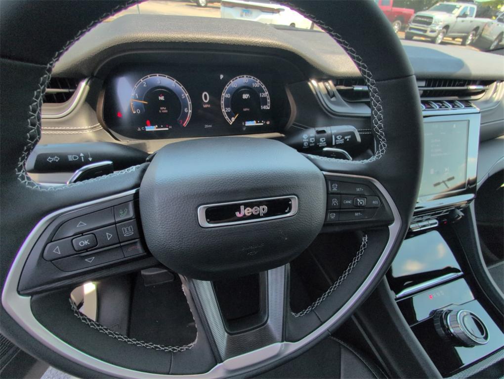 new 2025 Jeep Grand Cherokee L car, priced at $44,020