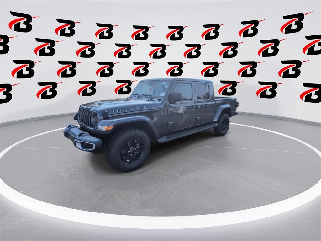 new 2025 Jeep Gladiator car, priced at $44,220