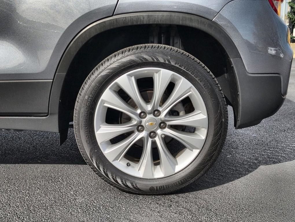 used 2020 Chevrolet Trax car, priced at $19,387