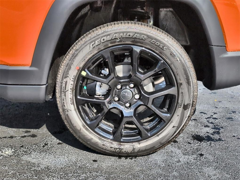 new 2026 Jeep Compass car, priced at $32,440