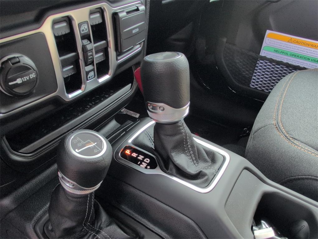 new 2025 Jeep Wrangler car, priced at $45,339