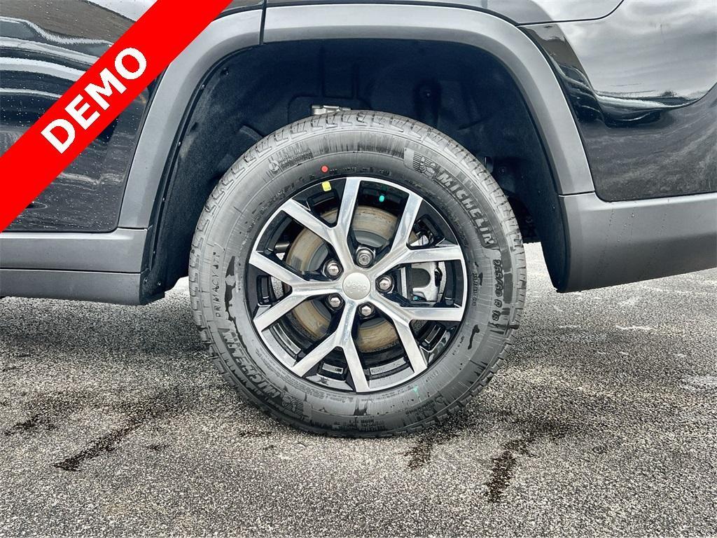 new 2025 Jeep Grand Cherokee L car, priced at $44,867