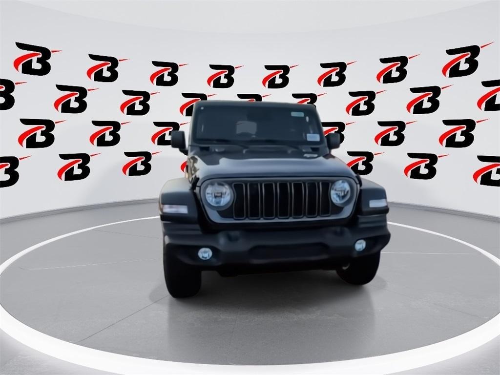 new 2025 Jeep Wrangler car, priced at $40,460