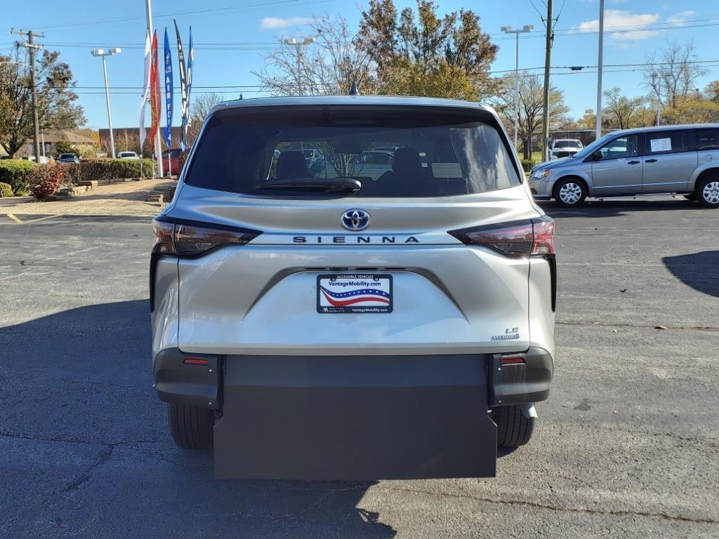 used 2024 Toyota Sienna car, priced at $64,999