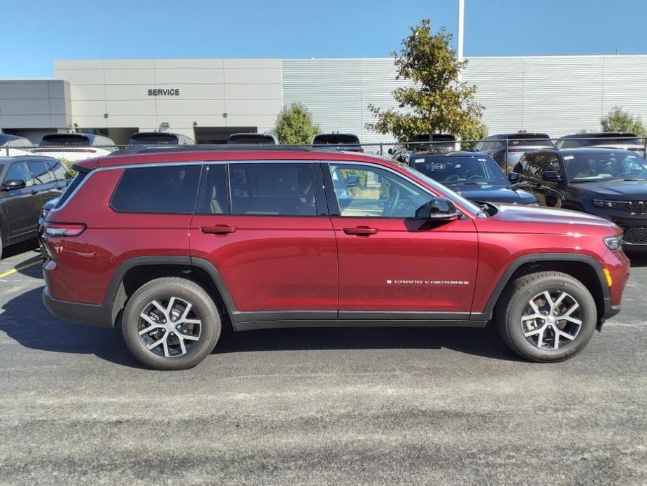 new 2024 Jeep Grand Cherokee L car, priced at $46,905