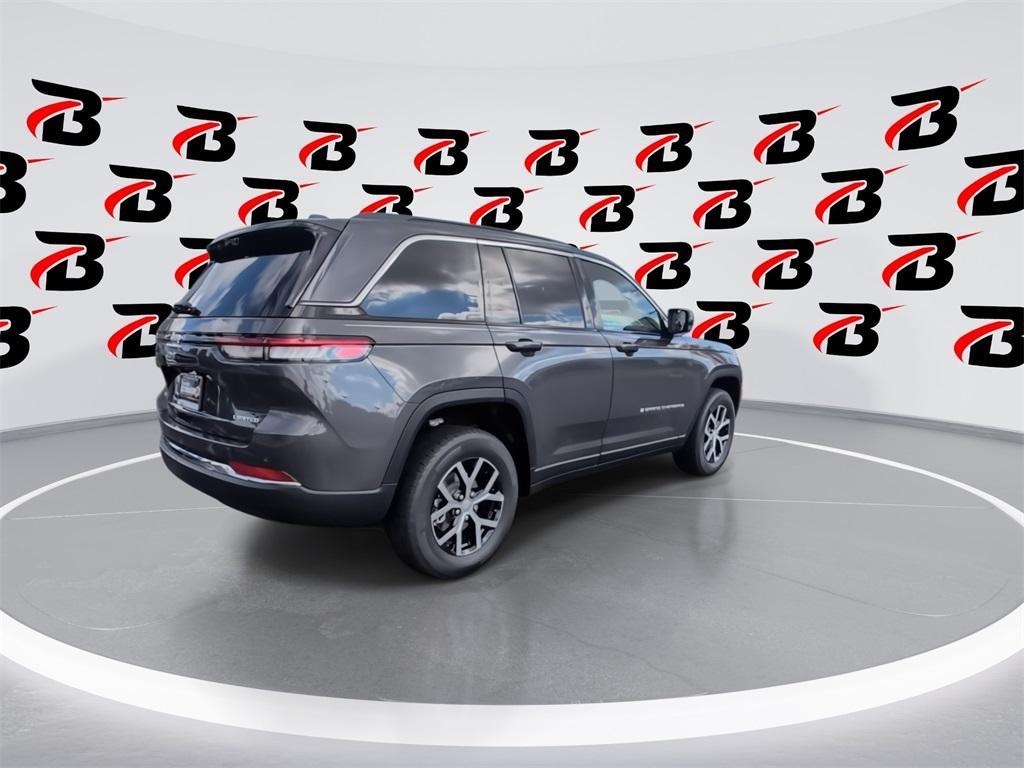 new 2025 Jeep Grand Cherokee car, priced at $45,064