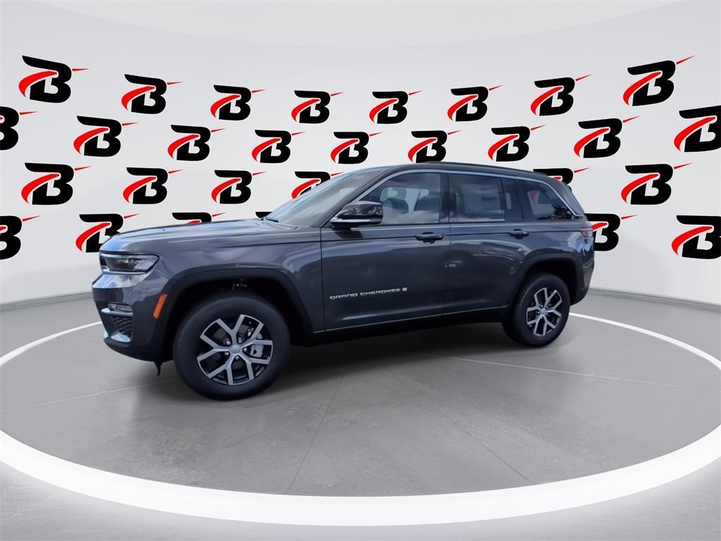 new 2025 Jeep Grand Cherokee car, priced at $45,064