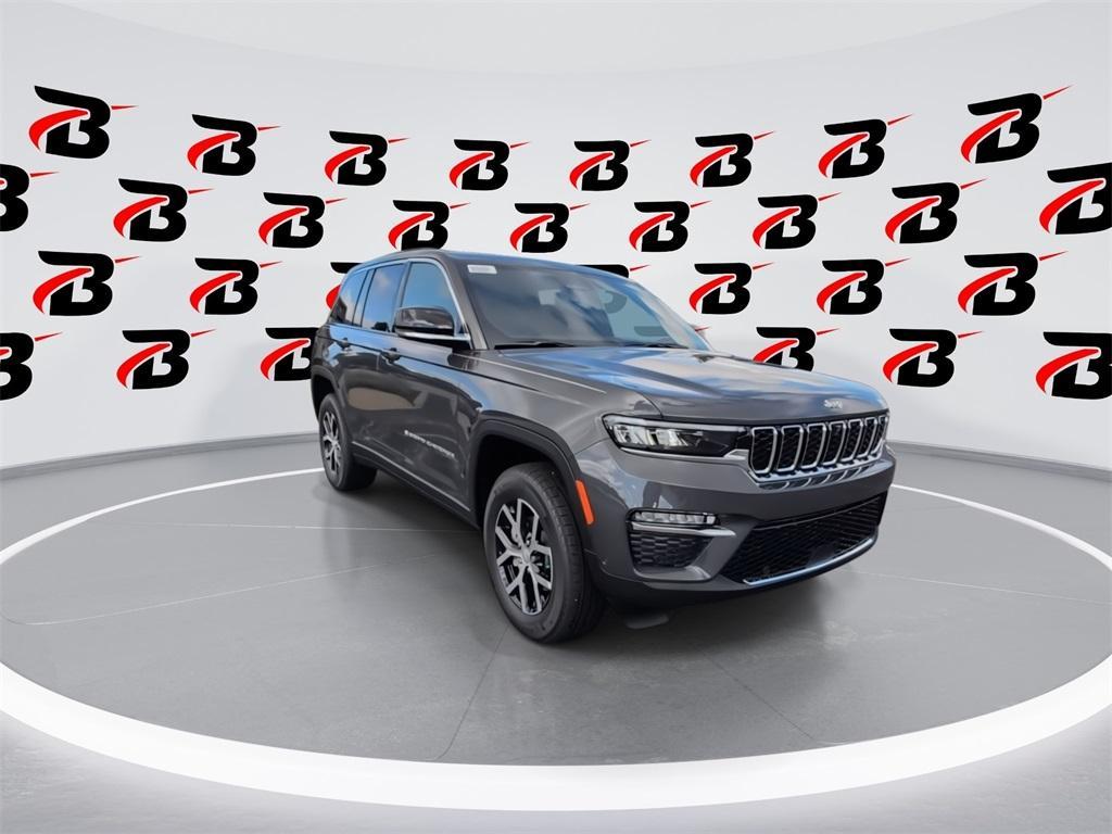 new 2025 Jeep Grand Cherokee car, priced at $45,064