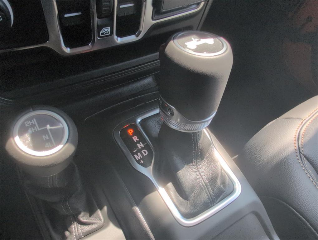new 2025 Jeep Wrangler car, priced at $54,135