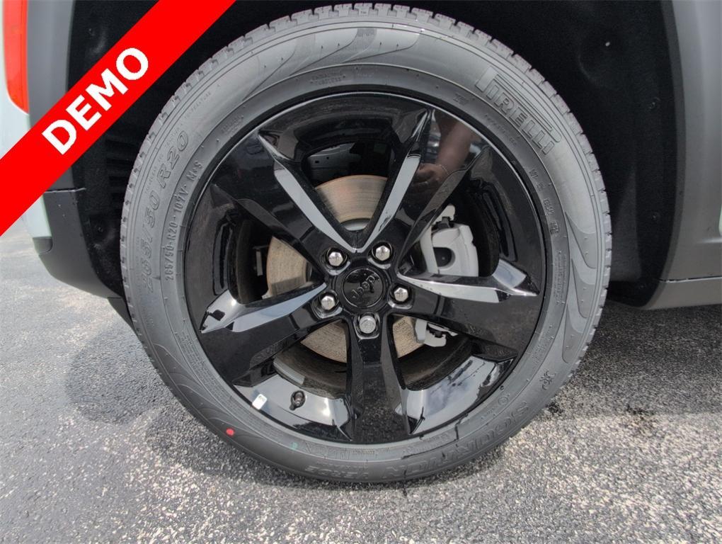 new 2025 Jeep Grand Cherokee L car, priced at $49,281