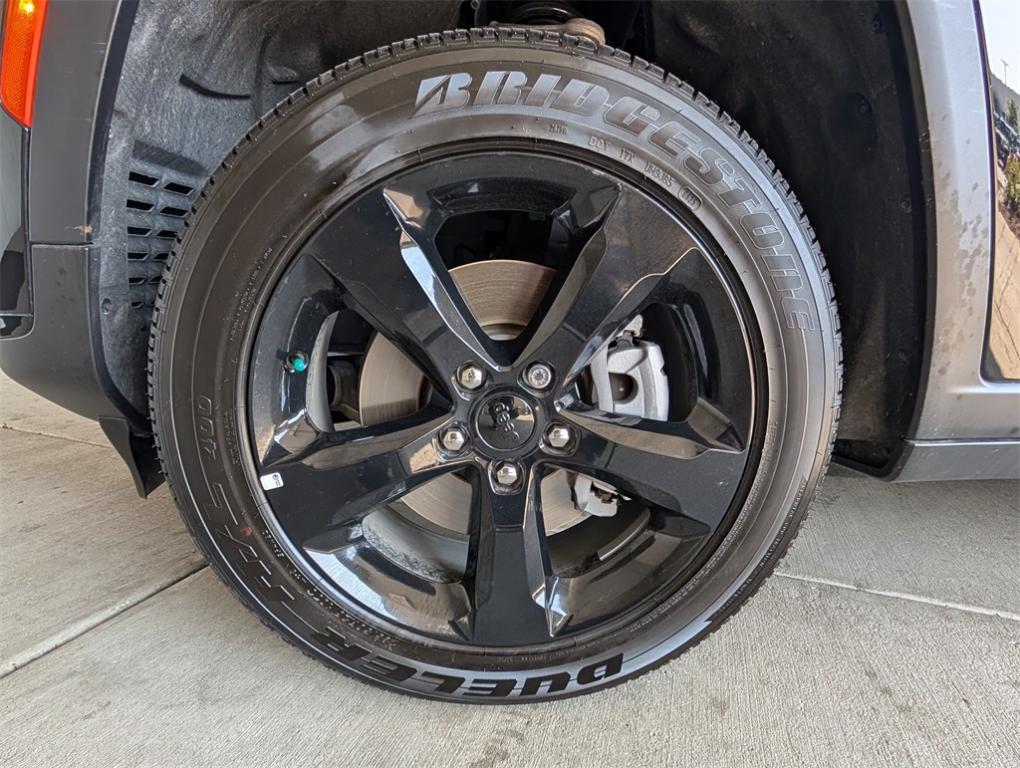 new 2025 Jeep Grand Cherokee L car, priced at $44,529